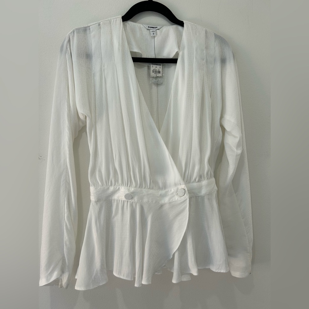 EXPRESS - Deep V-Neck Long Sleeve Blouse Size S